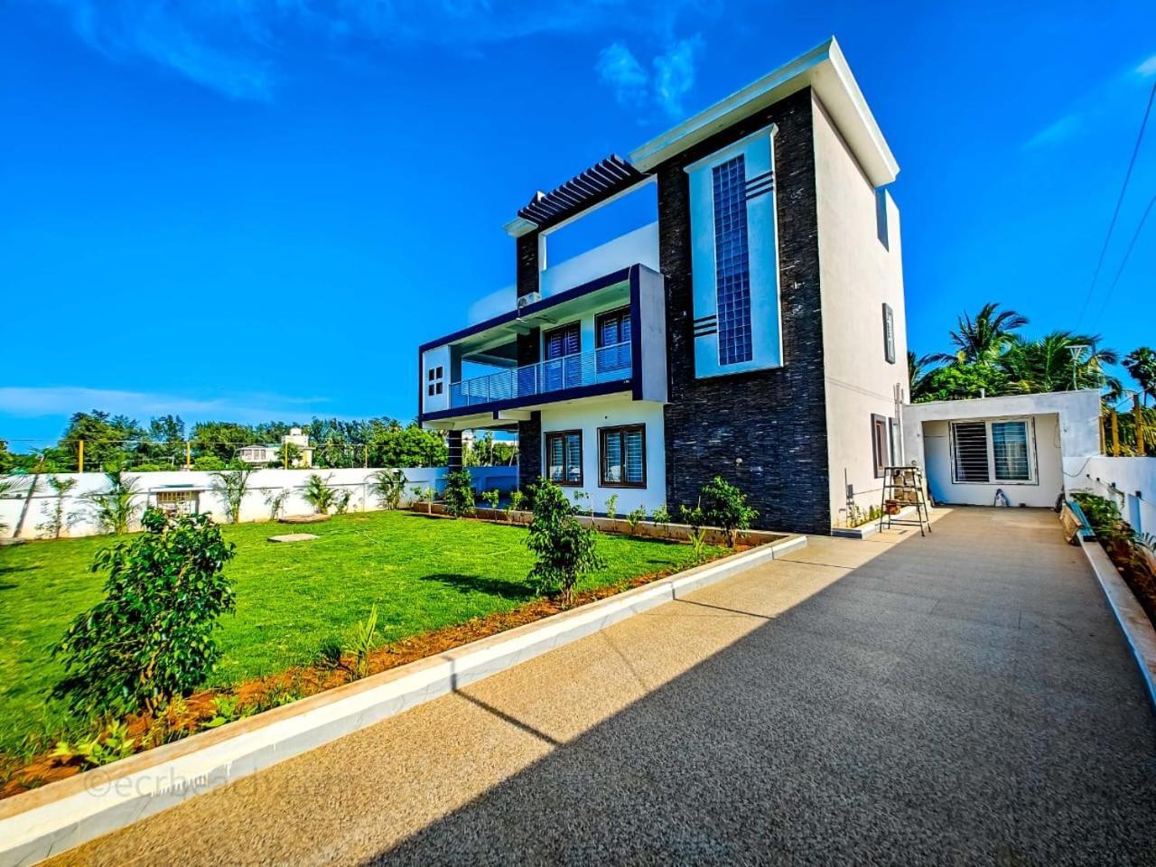 Rini Resort Madrás Exterior foto